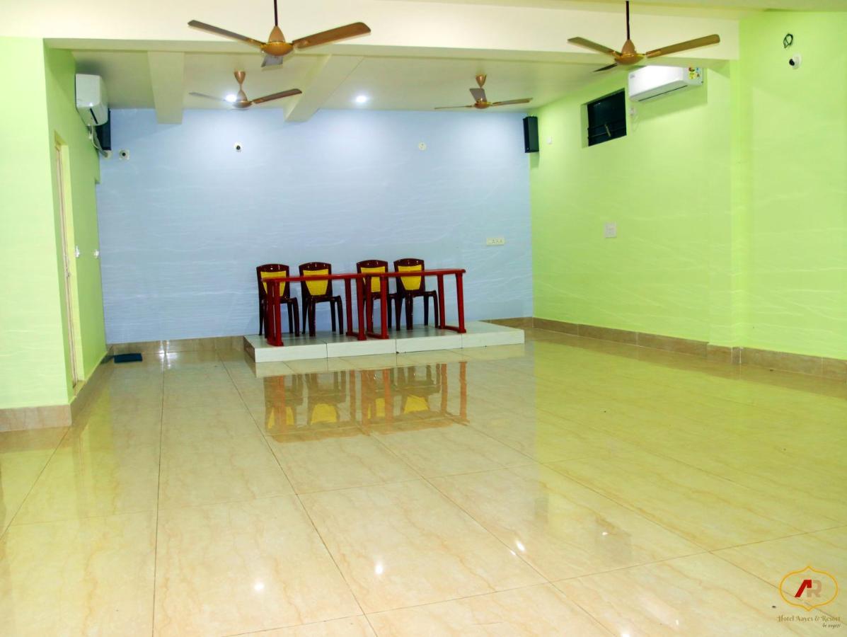 Hotel Aayes And Resort Shanti Niketan Exterior photo