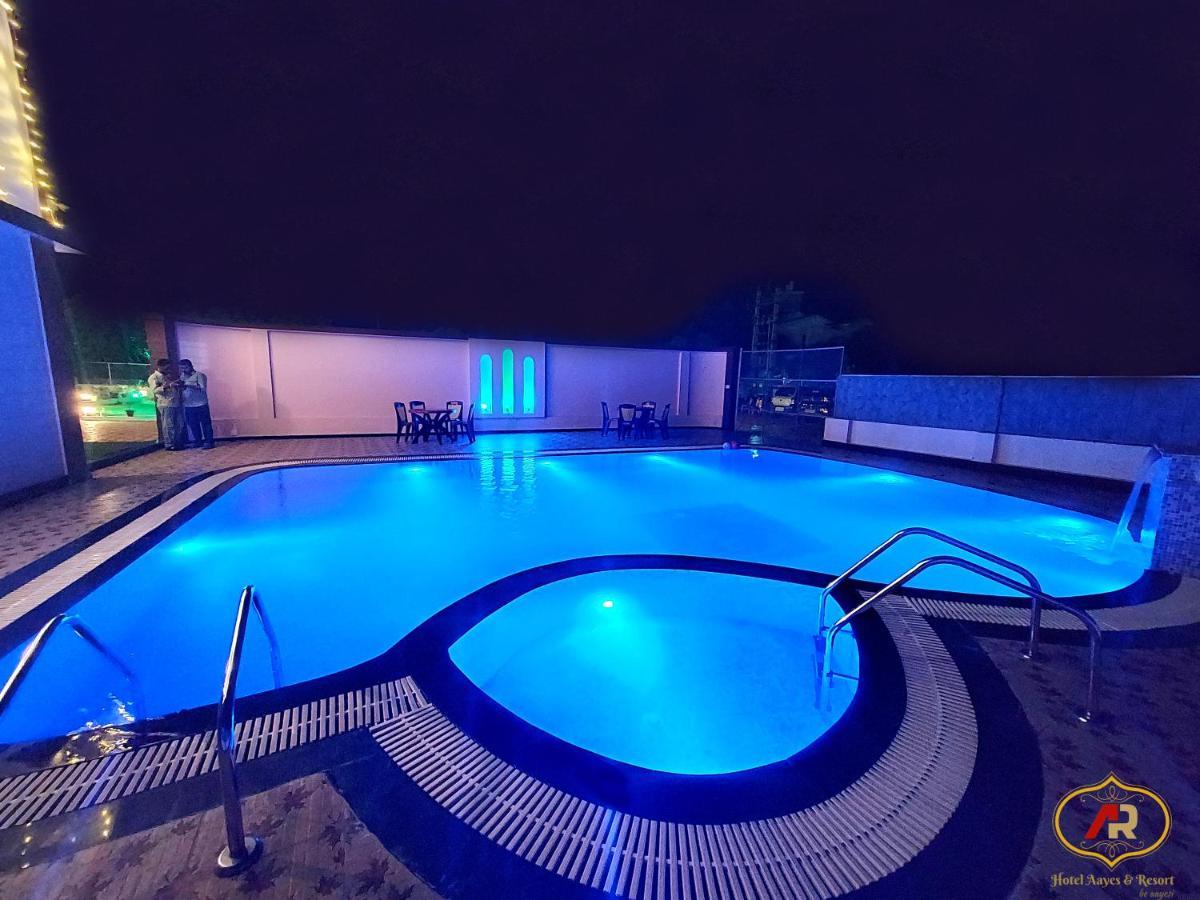 Hotel Aayes And Resort Shanti Niketan Exterior photo